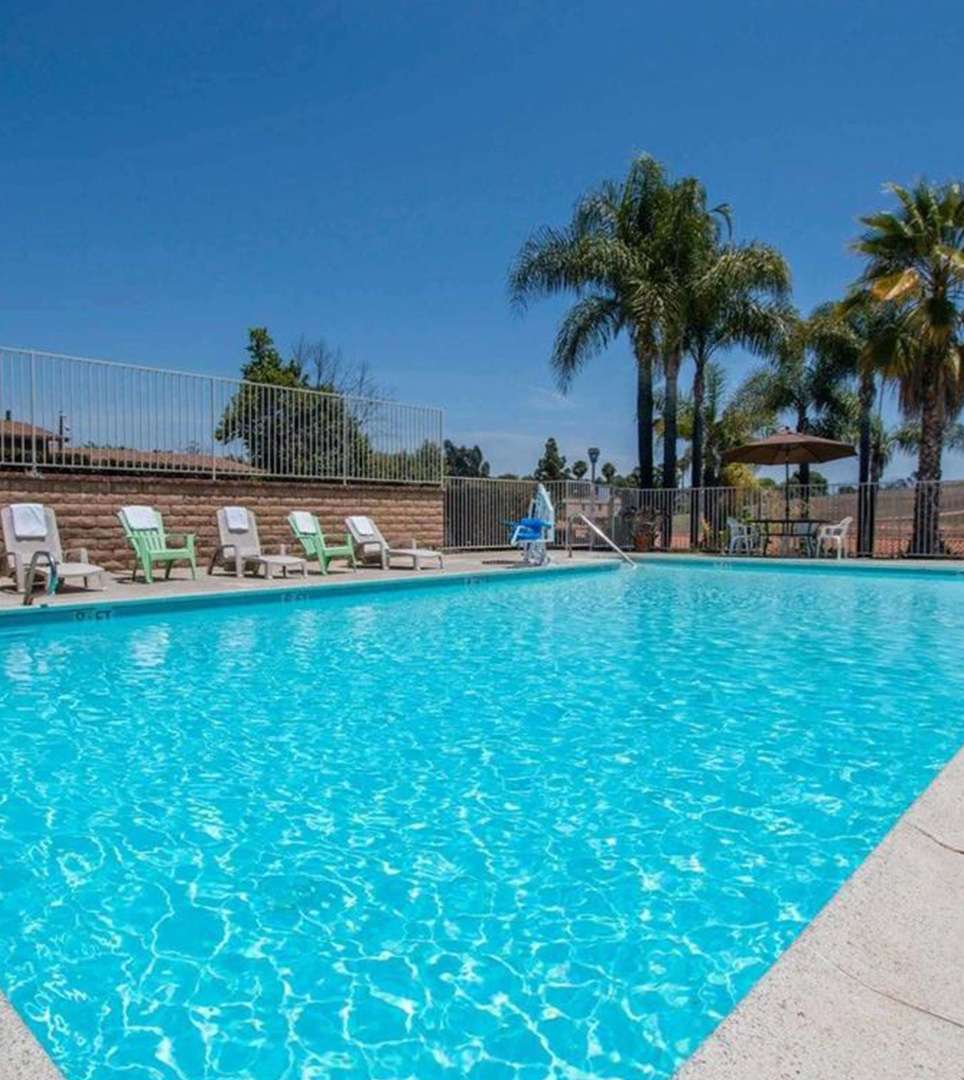 TAKE A CLOSER LOOK AT OUR GUEST ROOMS AND AMENITIES AT OUR <br> BUDGET-FRIENDLY FALLBROOK, CA HOTEL